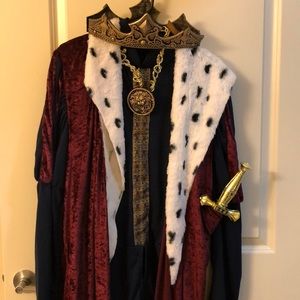 King Halloween custom for men